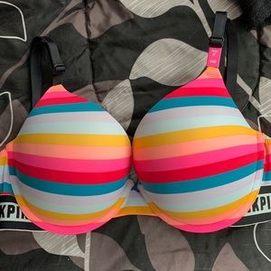 New Victoria’s Secret Pink Push Up Bra